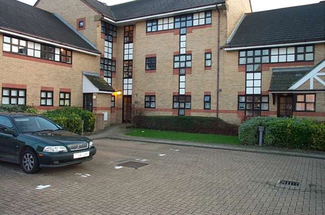 Flat 1 Picture 1