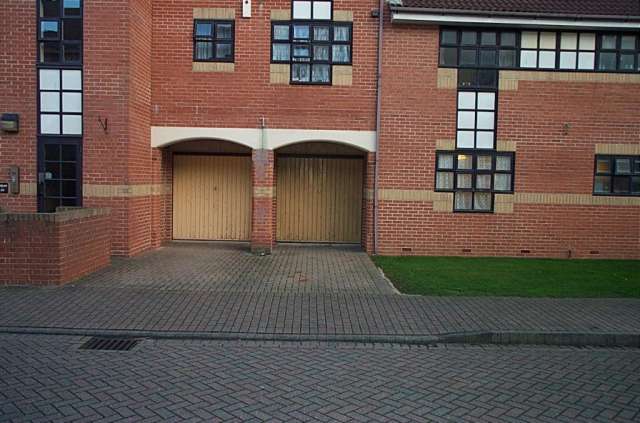 Flat 7 Picture 3