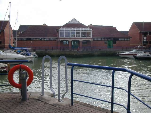 Members Club (North Side)
